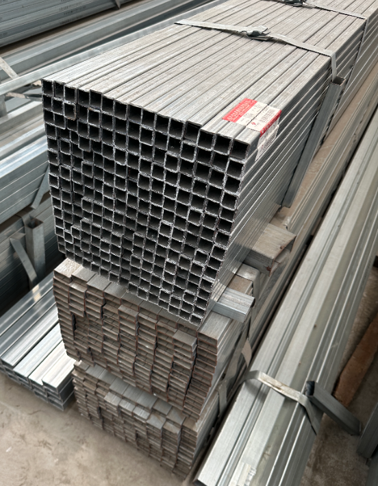 九江现货供应30*50*2镀锌方管50*80*3.0 20*20*1.5 20*40*2.0规格齐全