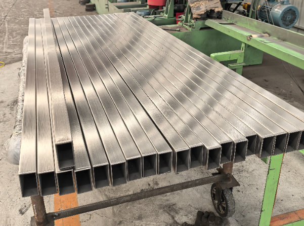 九江建筑工程行业用不锈钢无缝钢管